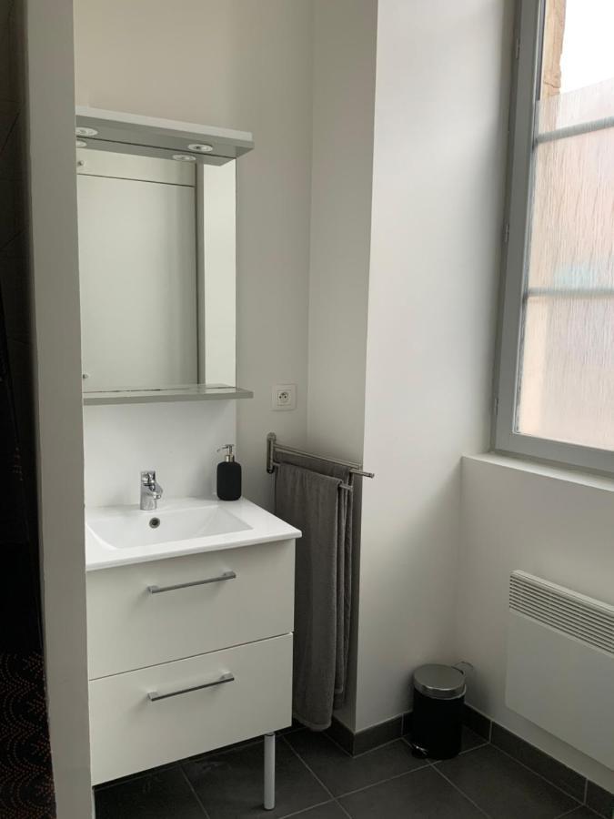 Appartement Studio Dole Grevy Deux Etoiles ภายนอก รูปภาพ